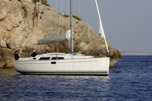 Rent sailboat Hanse 350, Bombon Segundo